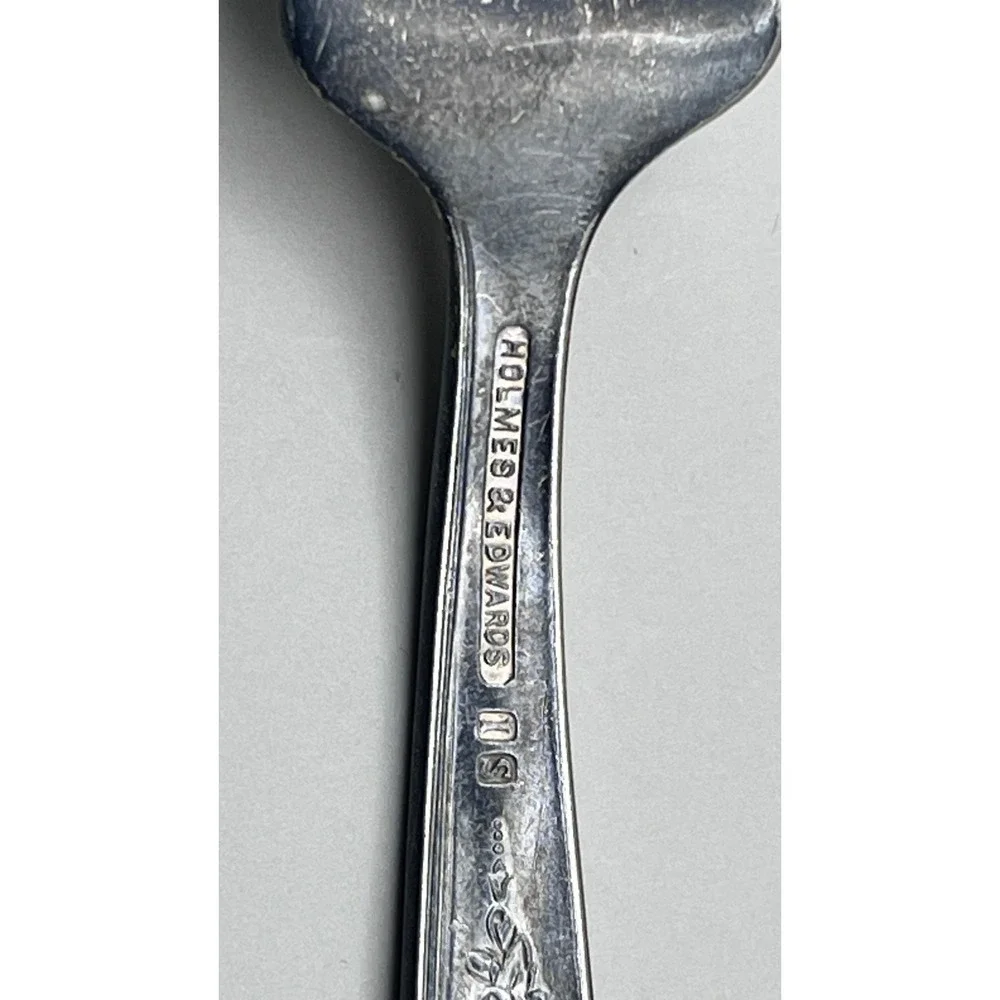 Holmes‎ & Edwards Lovely Pattern Silverplate Youth Baby Fork Vtg 1937 IS 4.25
